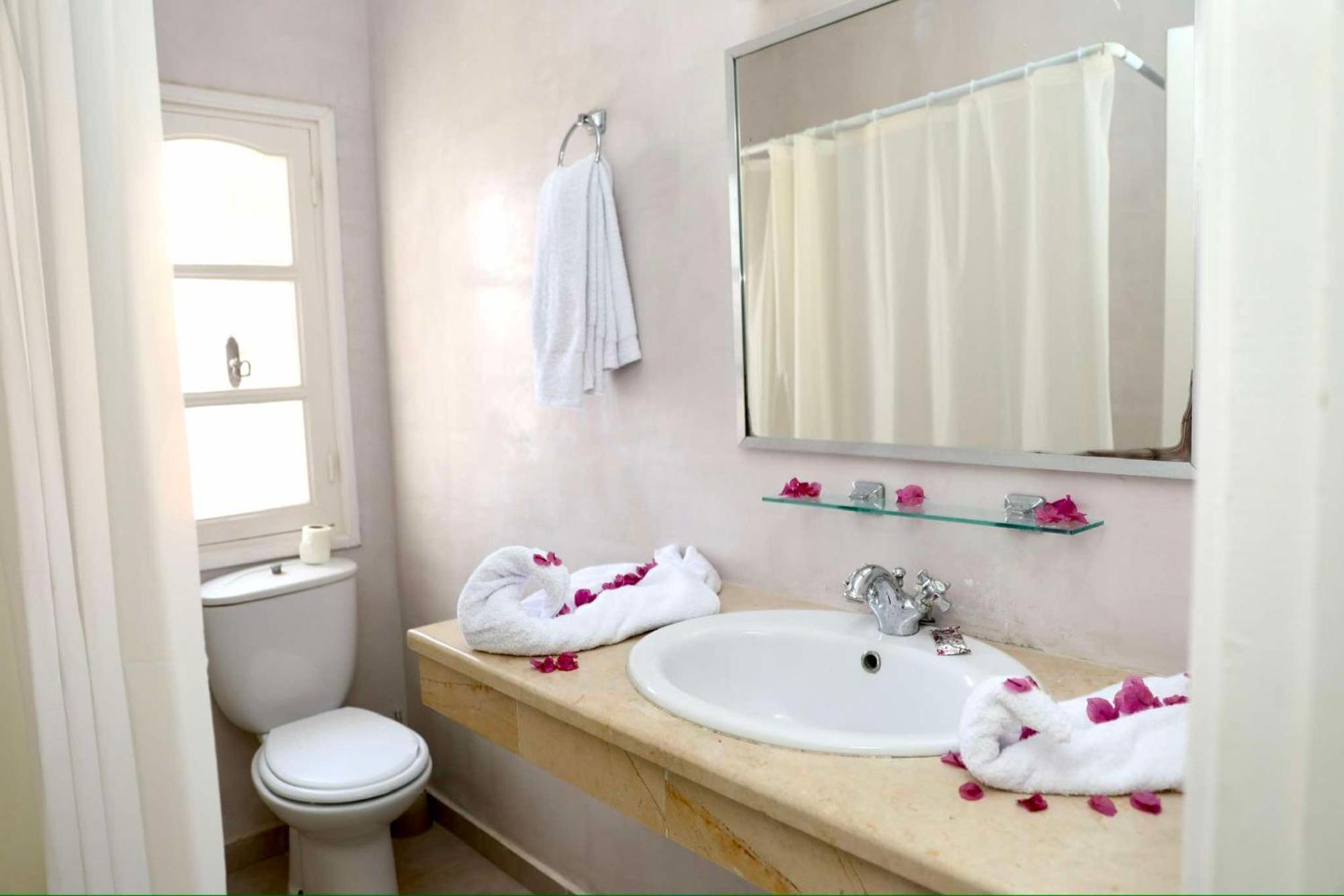 Appart Hotel Rodes Mezraia Luaran gambar